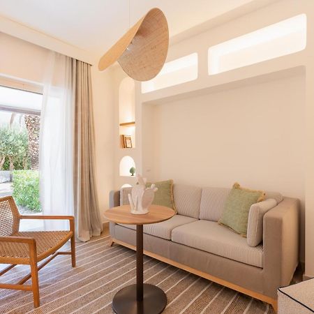 Ostuni A Mare Hotel ภายนอก รูปภาพ