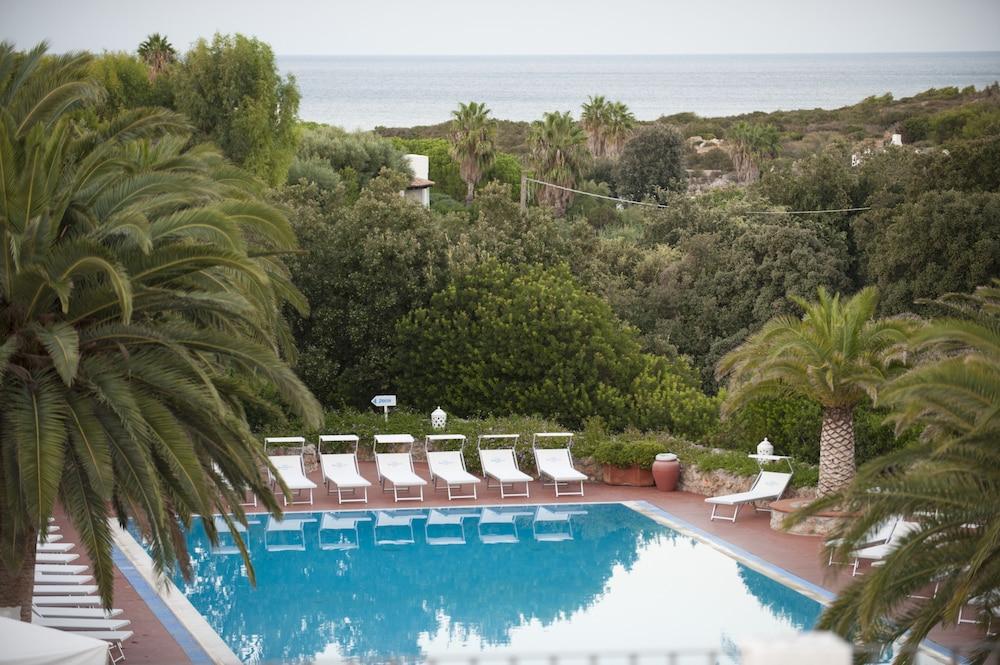 Ostuni A Mare Hotel ภายนอก รูปภาพ