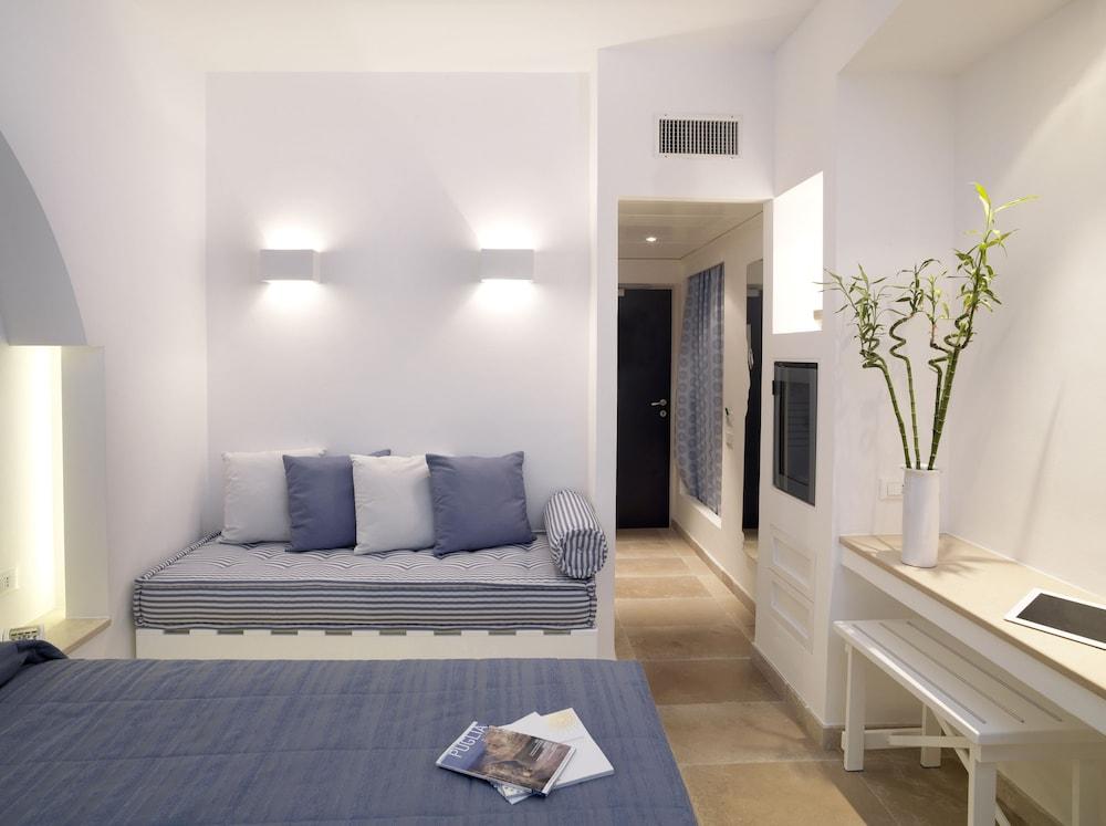 Ostuni A Mare Hotel ภายนอก รูปภาพ