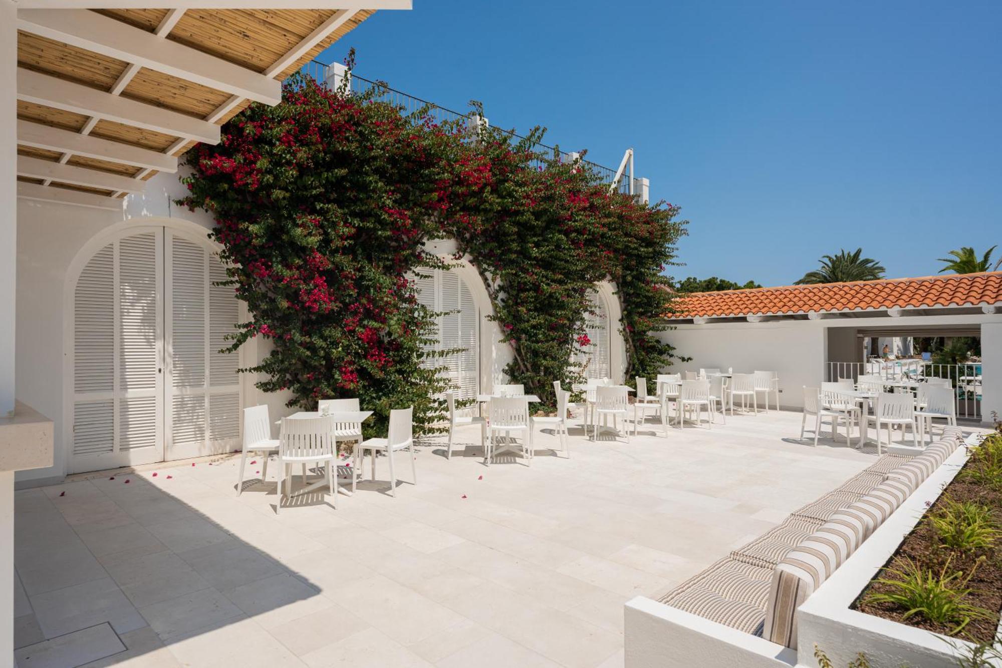 Ostuni A Mare Hotel ภายนอก รูปภาพ