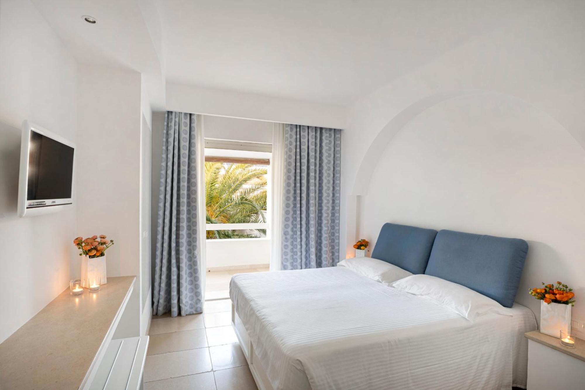 Ostuni A Mare Hotel ภายนอก รูปภาพ