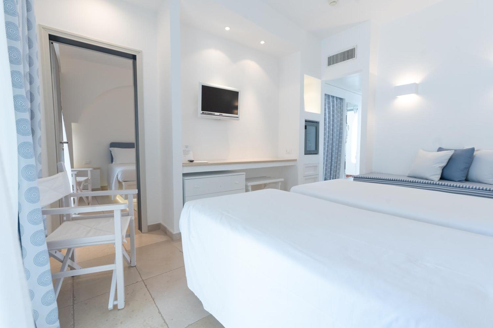 Ostuni A Mare Hotel ภายนอก รูปภาพ